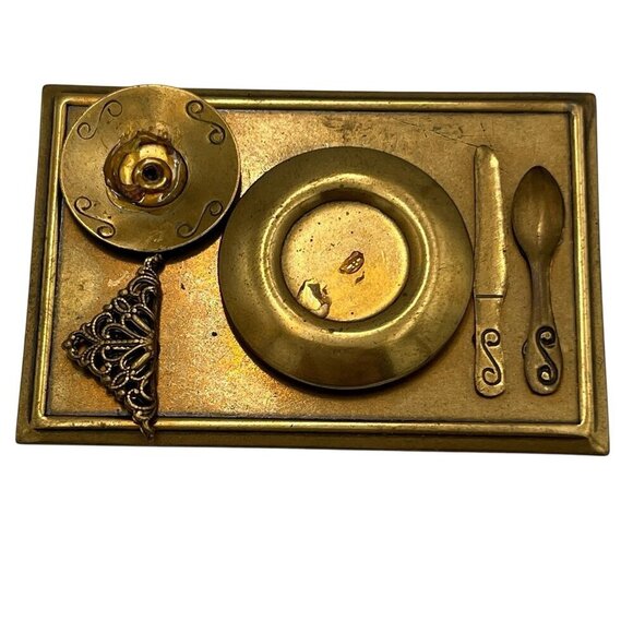 Vintage 70s Jan Michaels Brass Dinner Place Setting Plate Brooch Pin Artsy - Picture 1 of 7